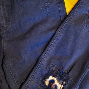 Size 5 - Judy Blue True Black, leopard patch. Mid Rise.